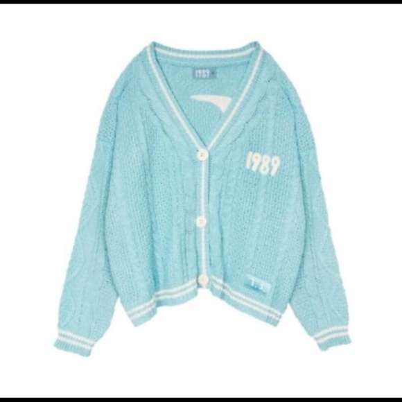 Taylor Swift 1989 Euros Tour Blue Cardigan Sz M/L - Picture 8 of 8